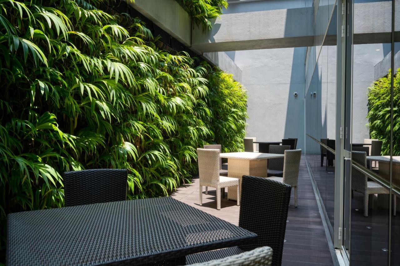 Orion City Hotel Colombo Extérieur photo